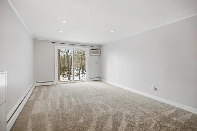 $260,000 | 15 Silvestri Circle, Unit 9, Derry, NH 03038