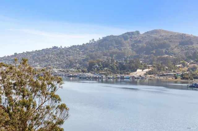 $2,495,000 | 30 De Silva Island Drive, Mill Valley, CA 94941