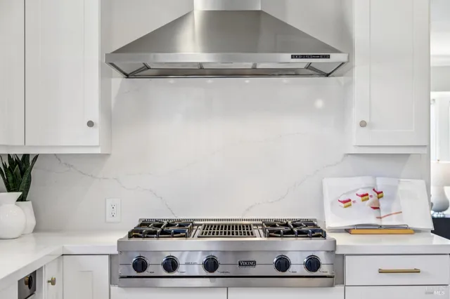 $2,495,000 | 30 De Silva Island Drive, Mill Valley, CA 94941