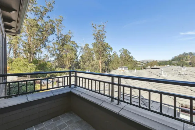 $2,495,000 | 30 De Silva Island Drive, Mill Valley, CA 94941
