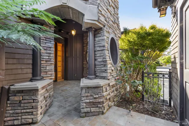 $2,495,000 | 30 De Silva Island Drive, Mill Valley, CA 94941