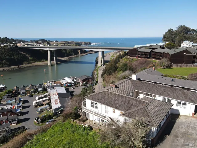 a view of a terrace with sitting area
