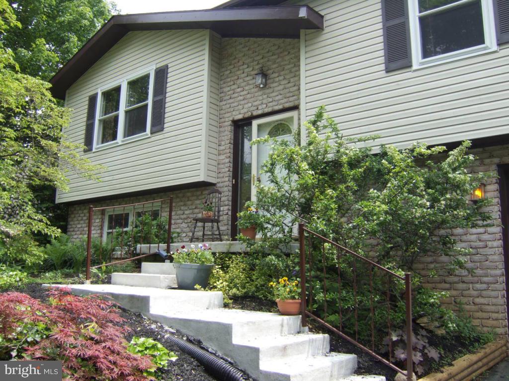 2640 Pinewood Road Lancaster, PA 17601 - Photo 1 of 13