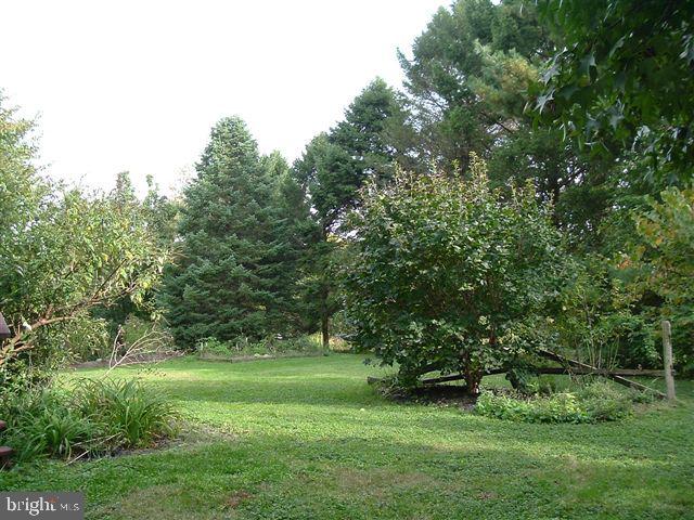 2640 Pinewood Road Lancaster, PA 17601 - Photo 12 of 13