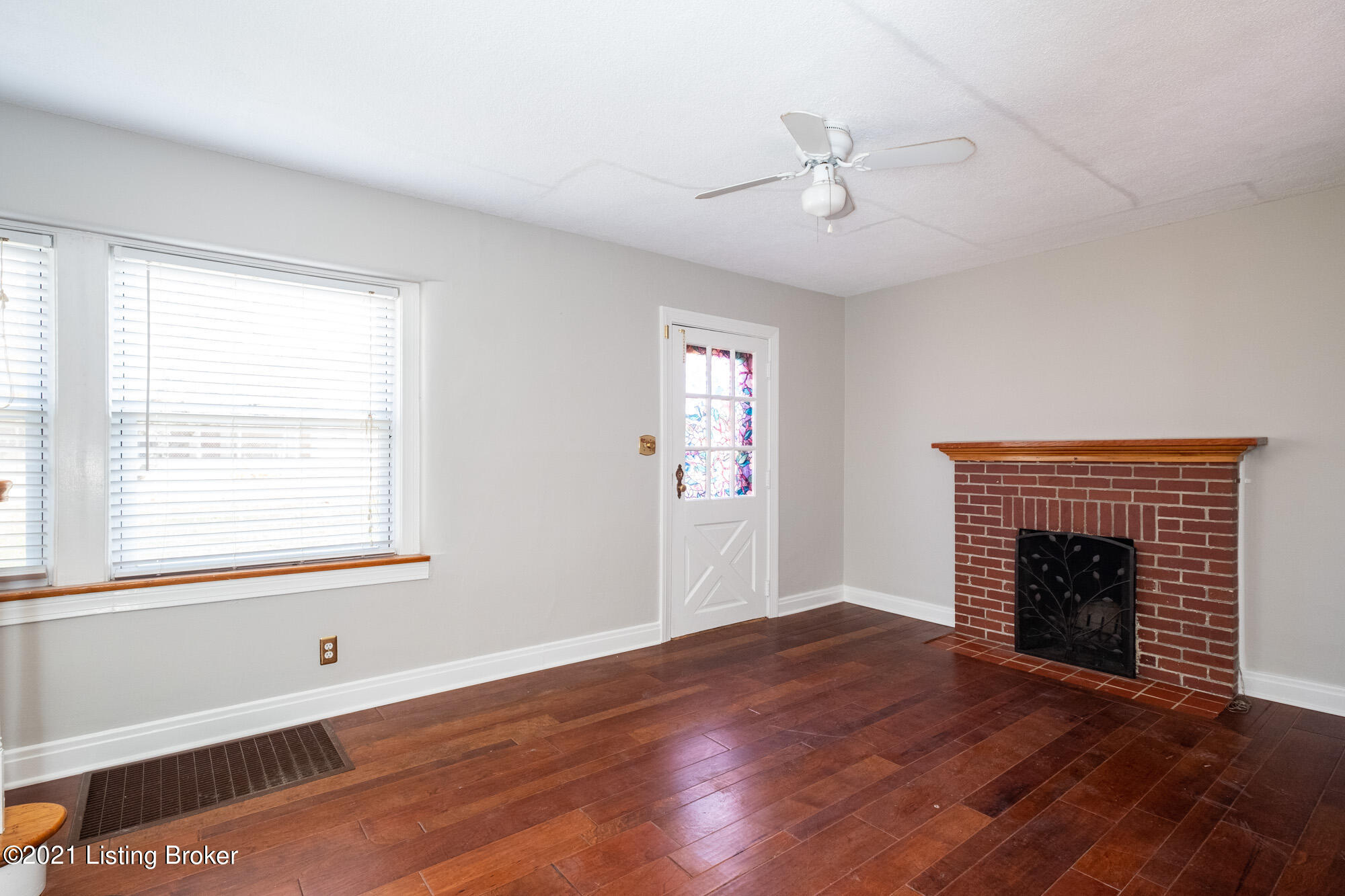 3408 Maple Road Louisville, KY 40299 - Photo 6 of 31 MLS-3