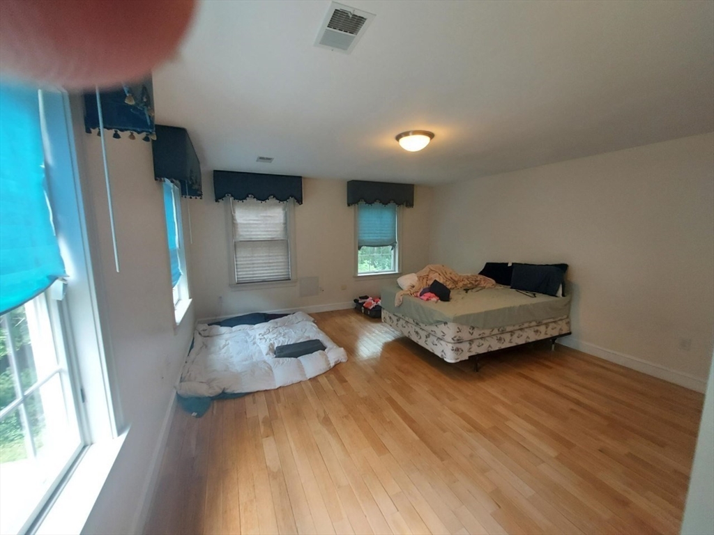 1 Chestnut Street Dover, MA 02030 - Photo 12 of 16