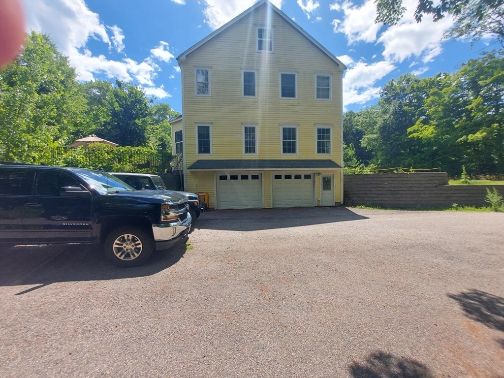 1 Chestnut Street Dover, MA 02030 - Photo 14 of 16