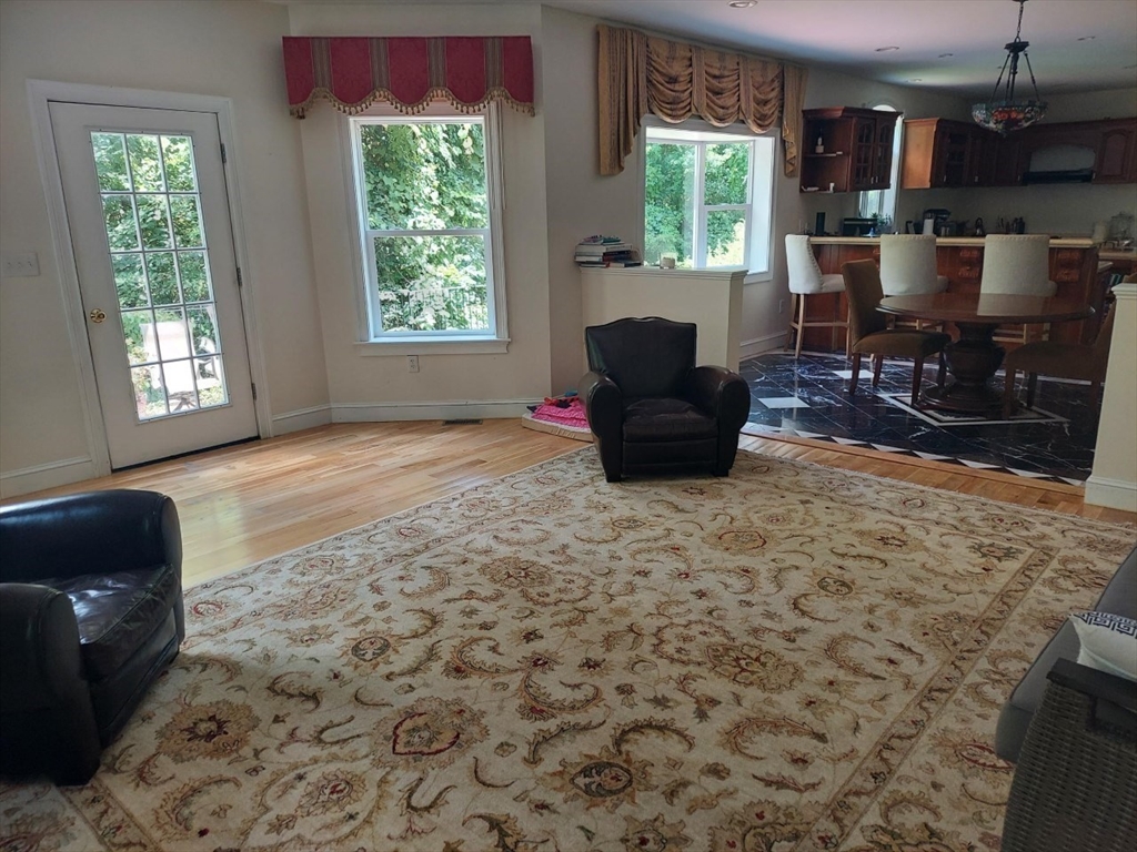 1 Chestnut Street Dover, MA 02030 - Photo 4 of 16
