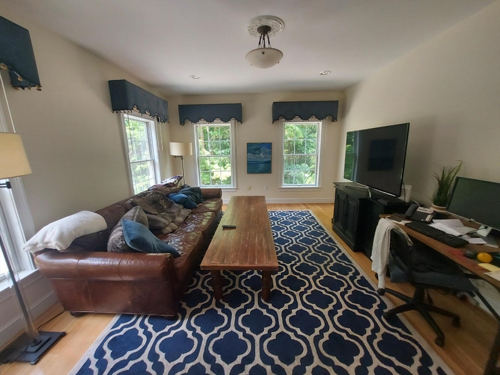 1 Chestnut Street Dover, MA 02030 - Photo 5 of 16