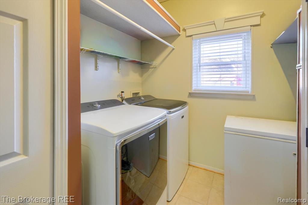 2653 Ravine Side North Howell, MI 48843 - Photo 37 of 67 Gallery Image 37