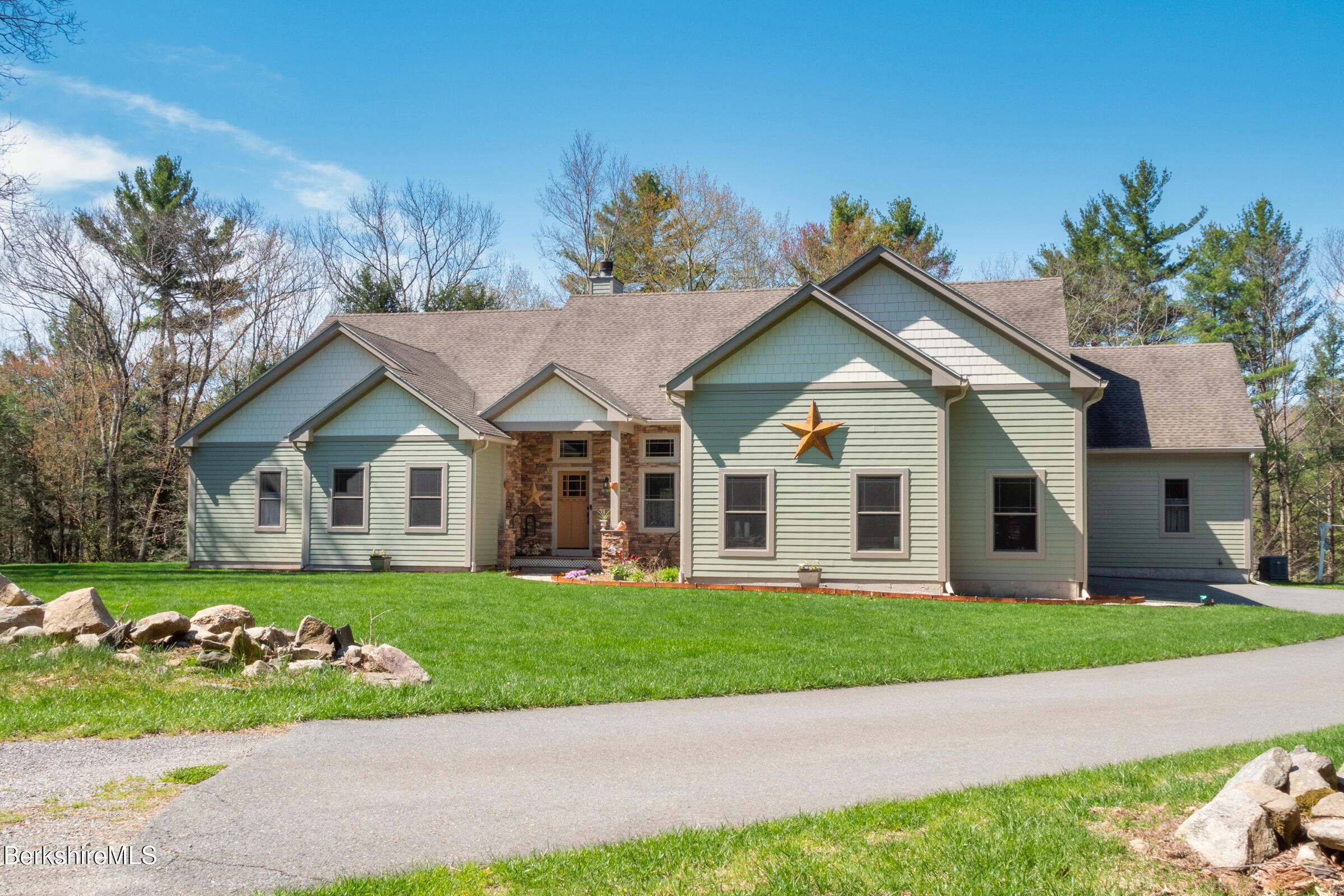 7 Perry Road Sandisfield, MA 01255 - Photo 44 of 53 10