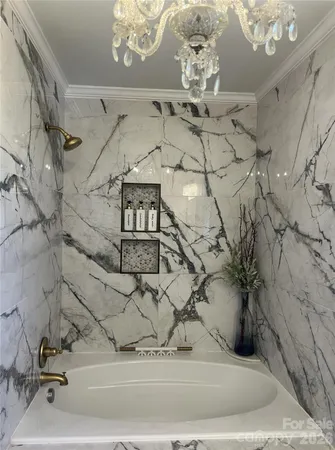 $1,395,000 | 21510 Norman Shores Drive, Cornelius, NC 28031