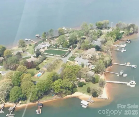 $1,395,000 | 21510 Norman Shores Drive, Cornelius, NC 28031