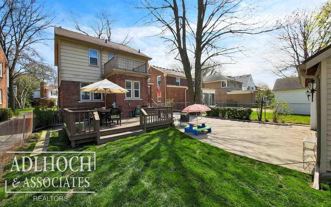239 McMillan Road Grosse Pointe Farms, MI 48236 - Photo 18 of 20