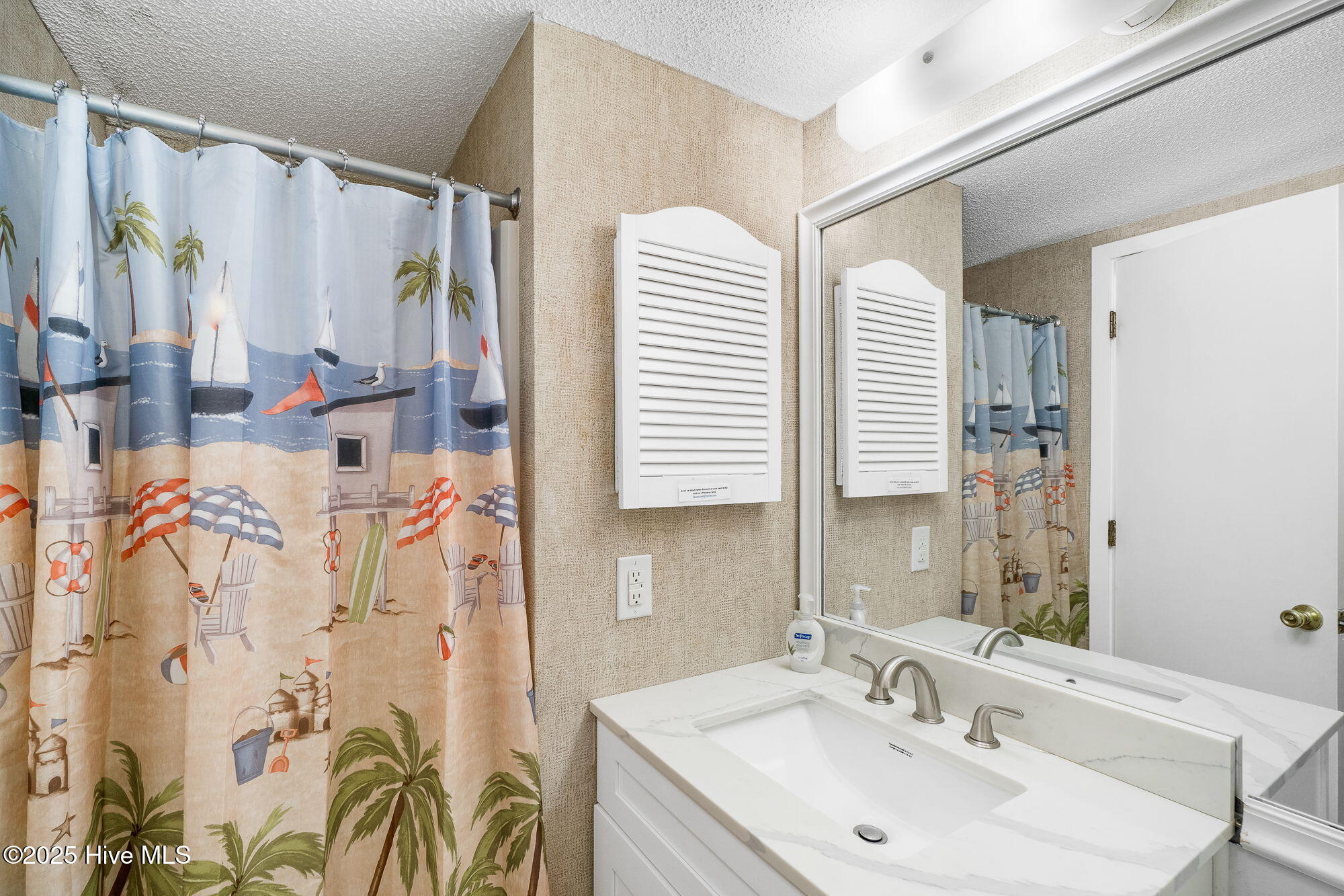 1904 East Fort Macon Road, Unit 236 Atlantic Beach, NC 28512 - Photo 16 of 32 Hall Full Bath