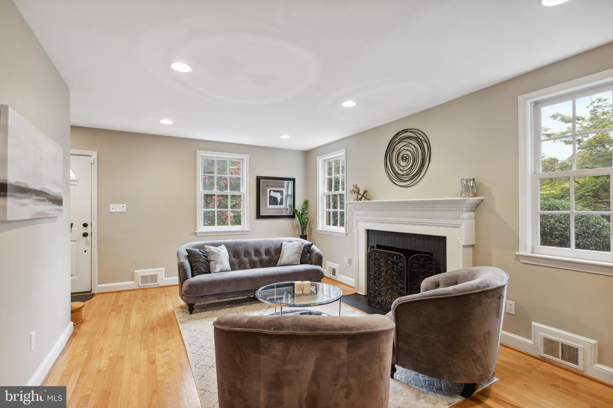 8900 Melwood Road Bethesda, MD 20817 - Photo 7 of 46 Gallery Image 7