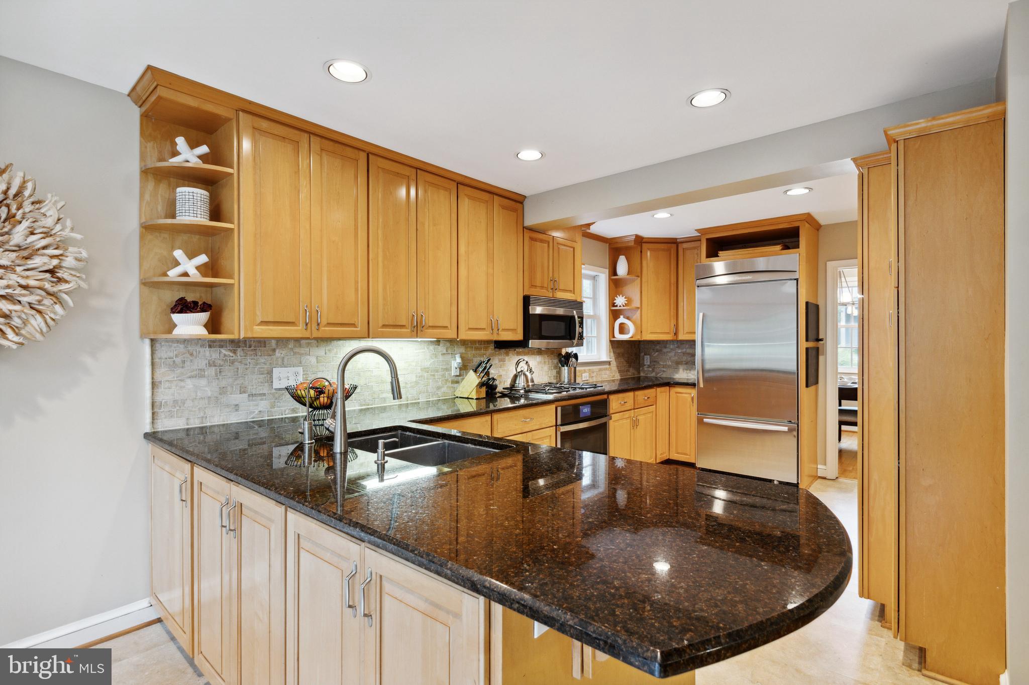 8900 Melwood Road Bethesda, MD 20817 - Photo 10 of 46 Gallery Image 10