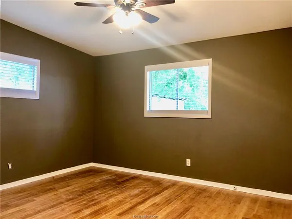 $335,000 | 807 Vine Street, Bryan, TX 77802