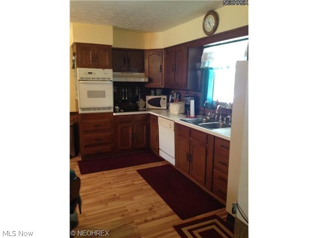 77 Mistletoe Road Niles, OH 44446 - Photo 5 of 24 Gallery Image 5