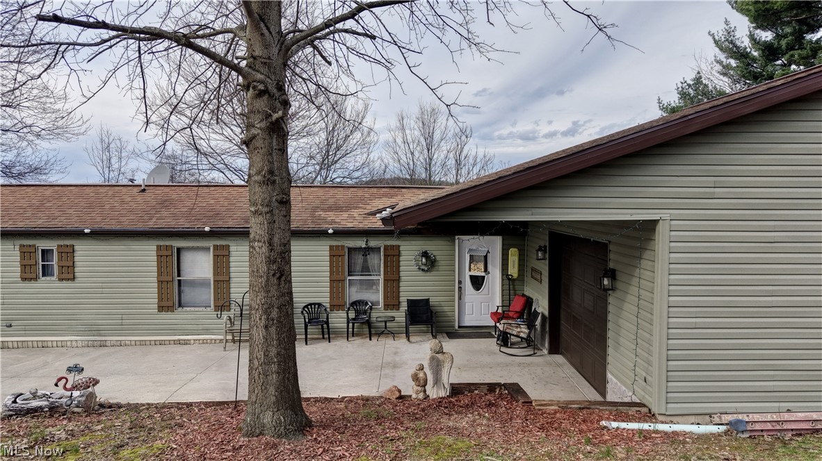 5931 Beagle Club Road Newcomerstown, OH 43832 - Photo 4 of 31 Gallery Image 4