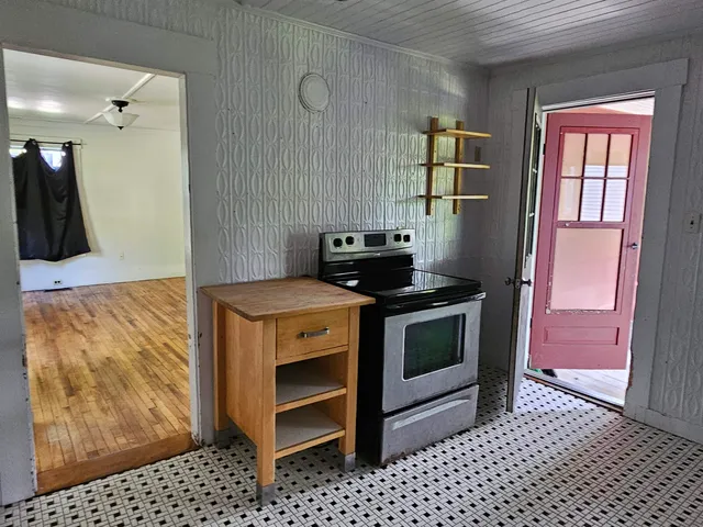 $139,900 | 71 River Side Avenue, Lisbon, NH 03585