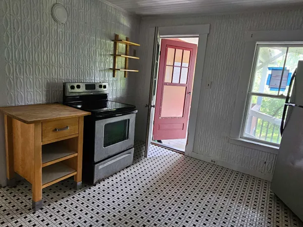 $129,900 | 71 River Side Avenue, Lisbon, NH 03585