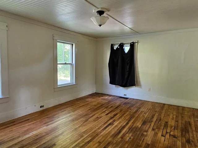 $139,900 | 71 River Side Avenue, Lisbon, NH 03585