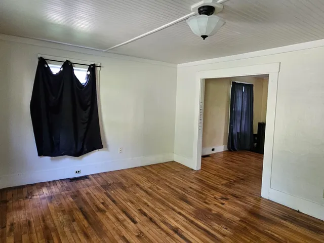 $139,900 | 71 River Side Avenue, Lisbon, NH 03585