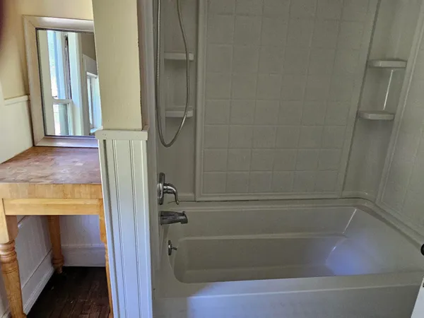 $129,900 | 71 River Side Avenue, Lisbon, NH 03585