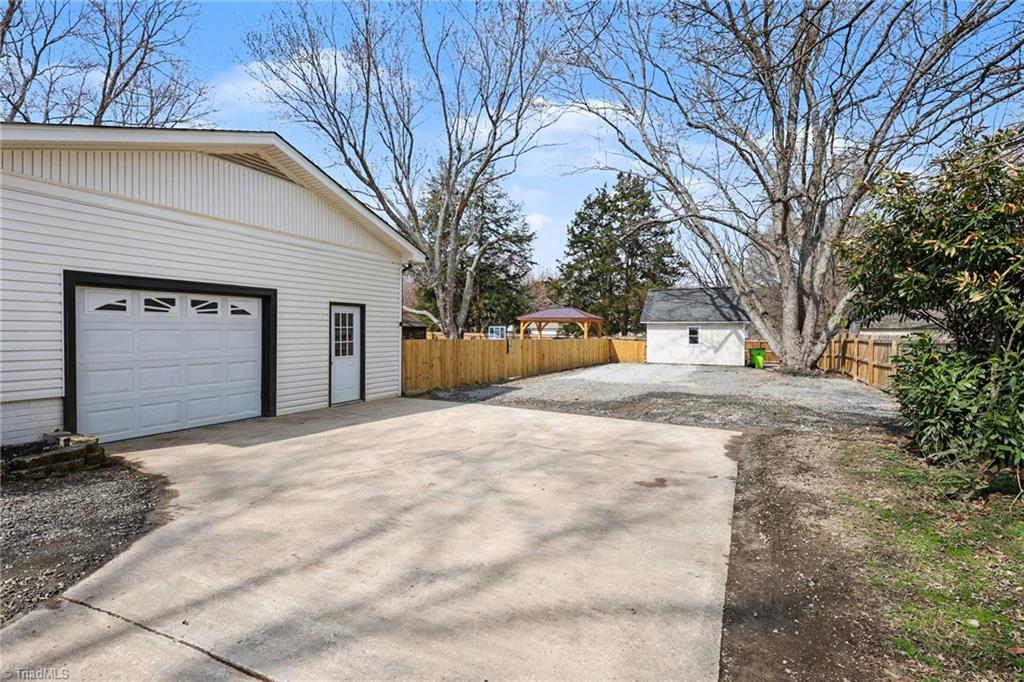 1917 Oak Ridge Road Oak Ridge, NC 27310 - Photo 21 of 27 Gallery Image 21