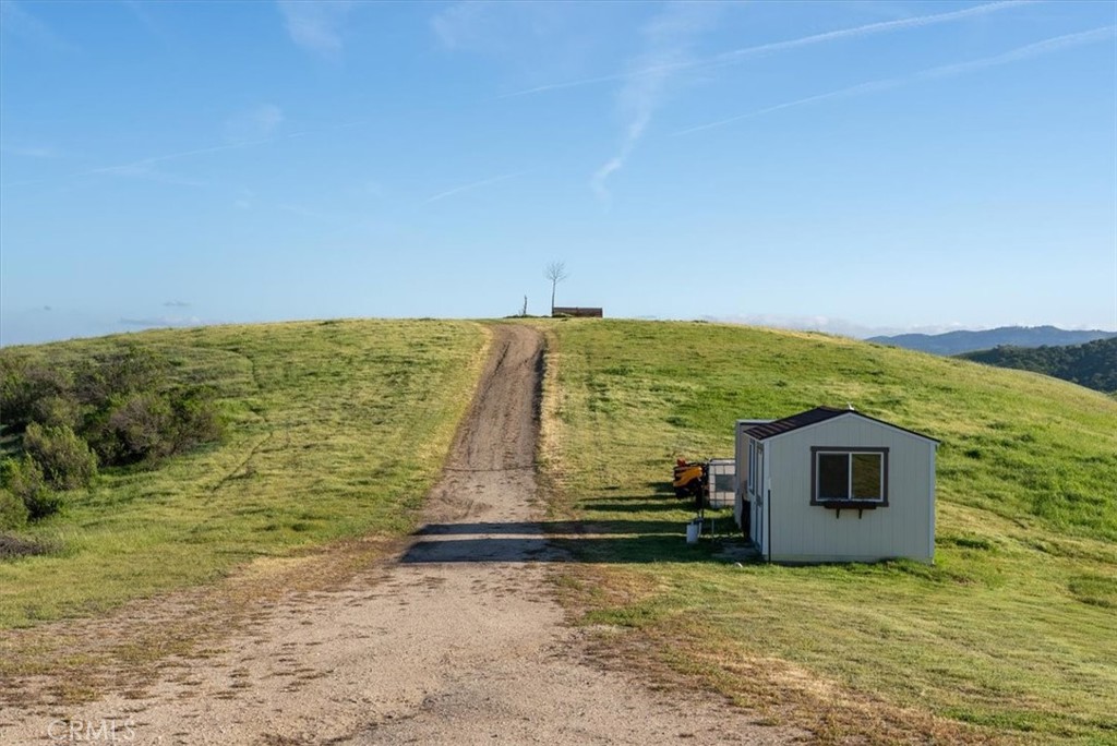 1730 Sutliff Road San Miguel, CA 93451 - Photo 37 of 57