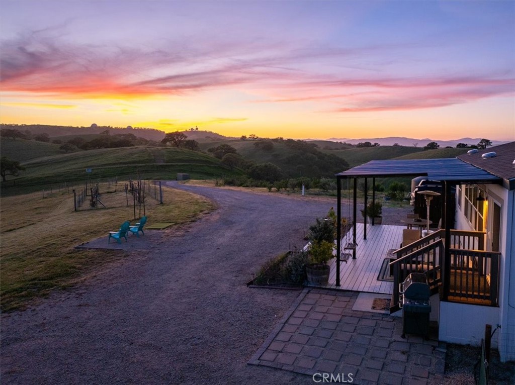 1730 Sutliff Road San Miguel, CA 93451 - Photo 52 of 57 a view of a street with a mountain in the background