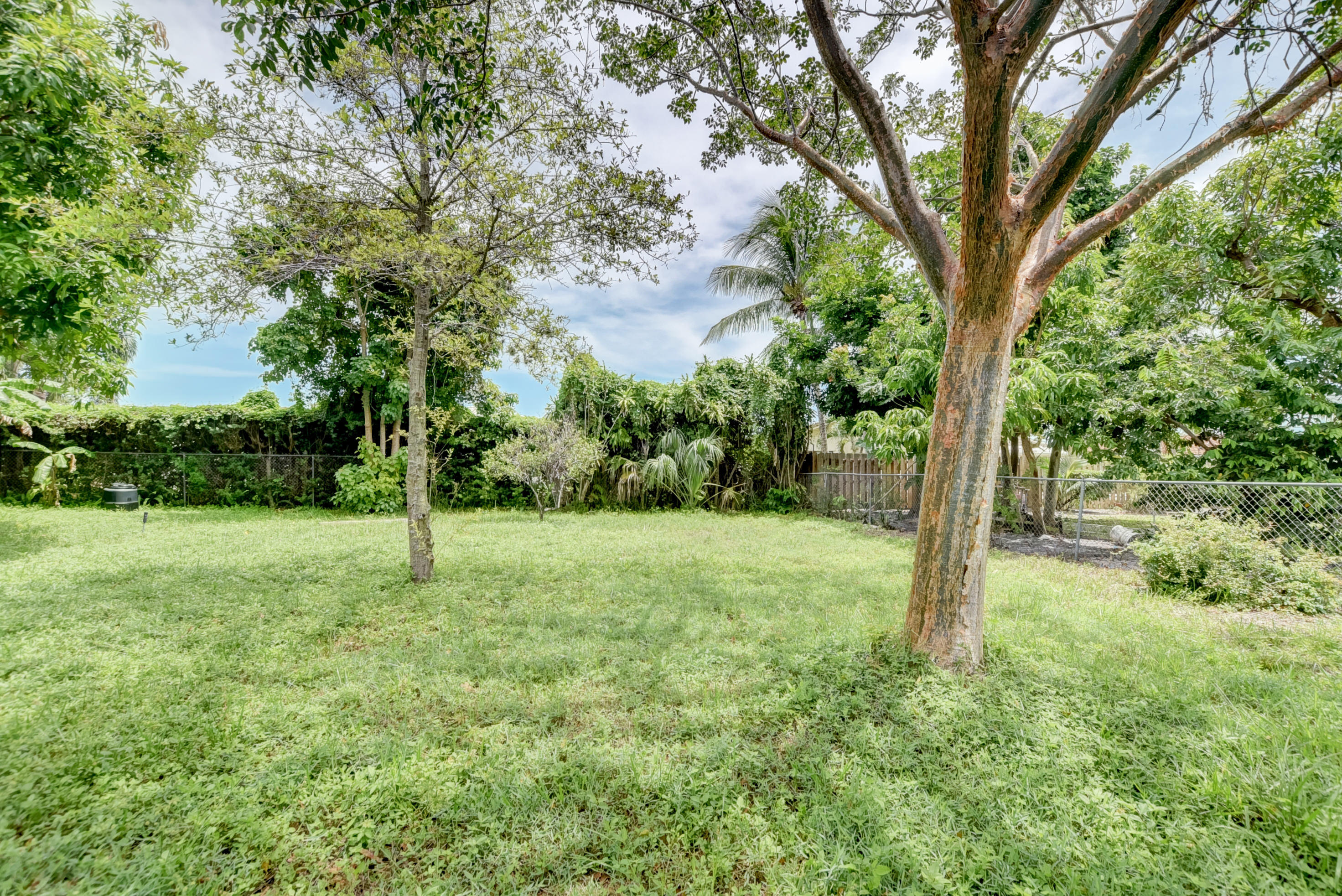 1100 Northwest 12th Avenue Boca Raton, FL 33486 - Photo 17 of 18 1100 NW 12_24