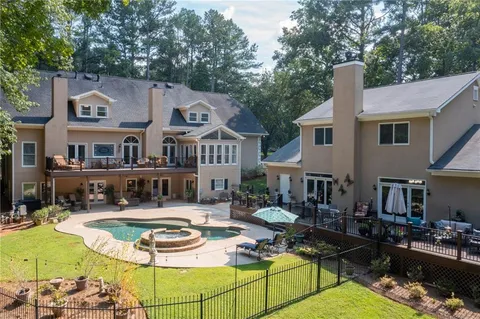$2,300,000 | 2010 Stonehedge Road, Roswell, GA 30075