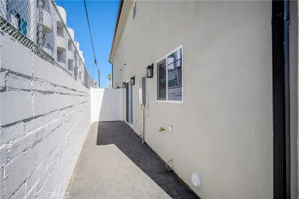 $3,500 | 6829 Agnes Avenue, North Hollywood, CA 91605