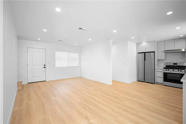 $3,500 | 6829 Agnes Avenue, North Hollywood, CA 91605