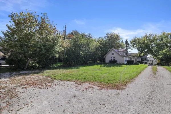 $679,000 | N55W34691 Lake Drive, Oconomowoc, WI 53066