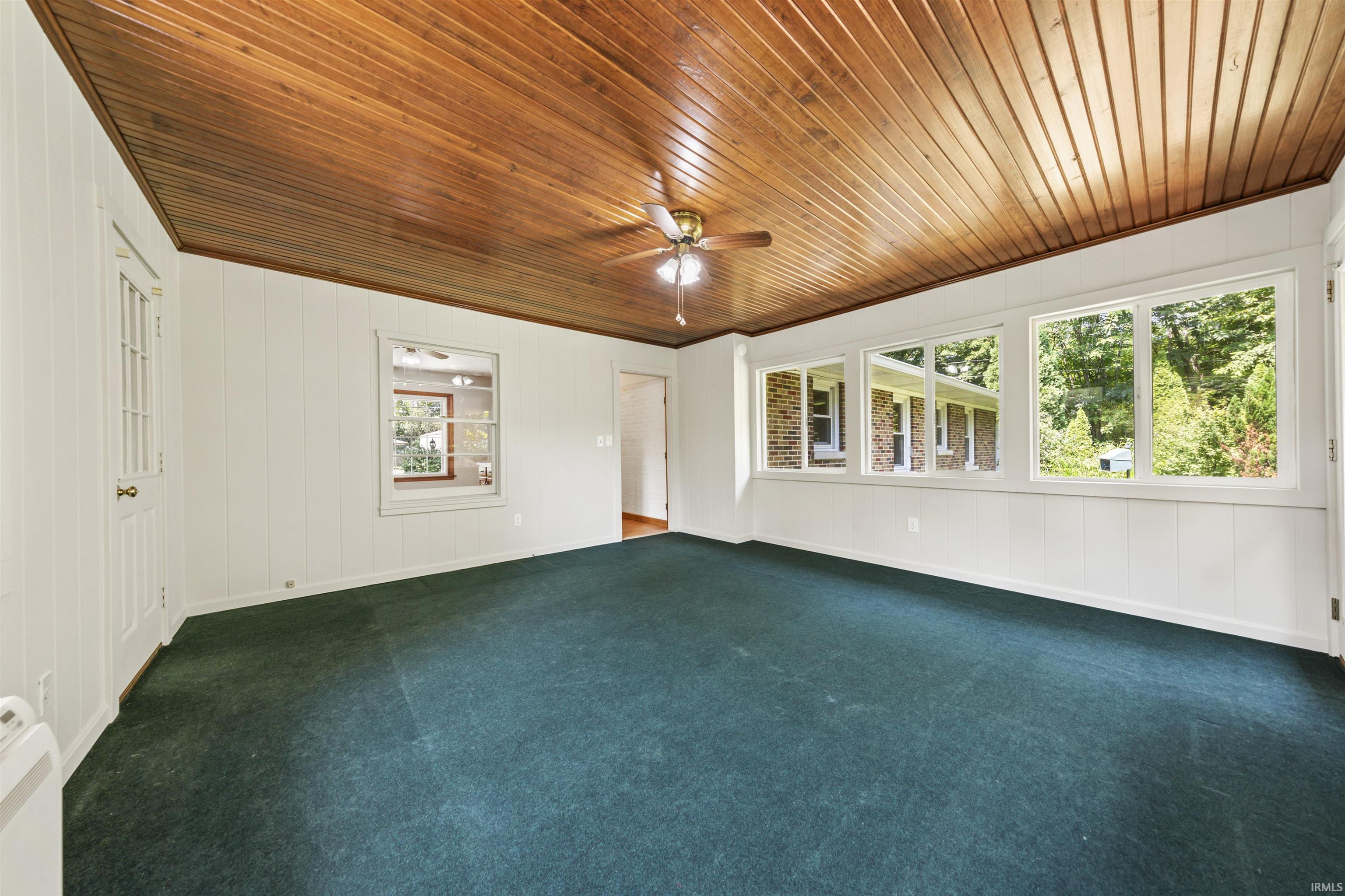 6100 Grand River Road Newburgh, IN 47630 - Photo 11 of 36 Gallery Image 11