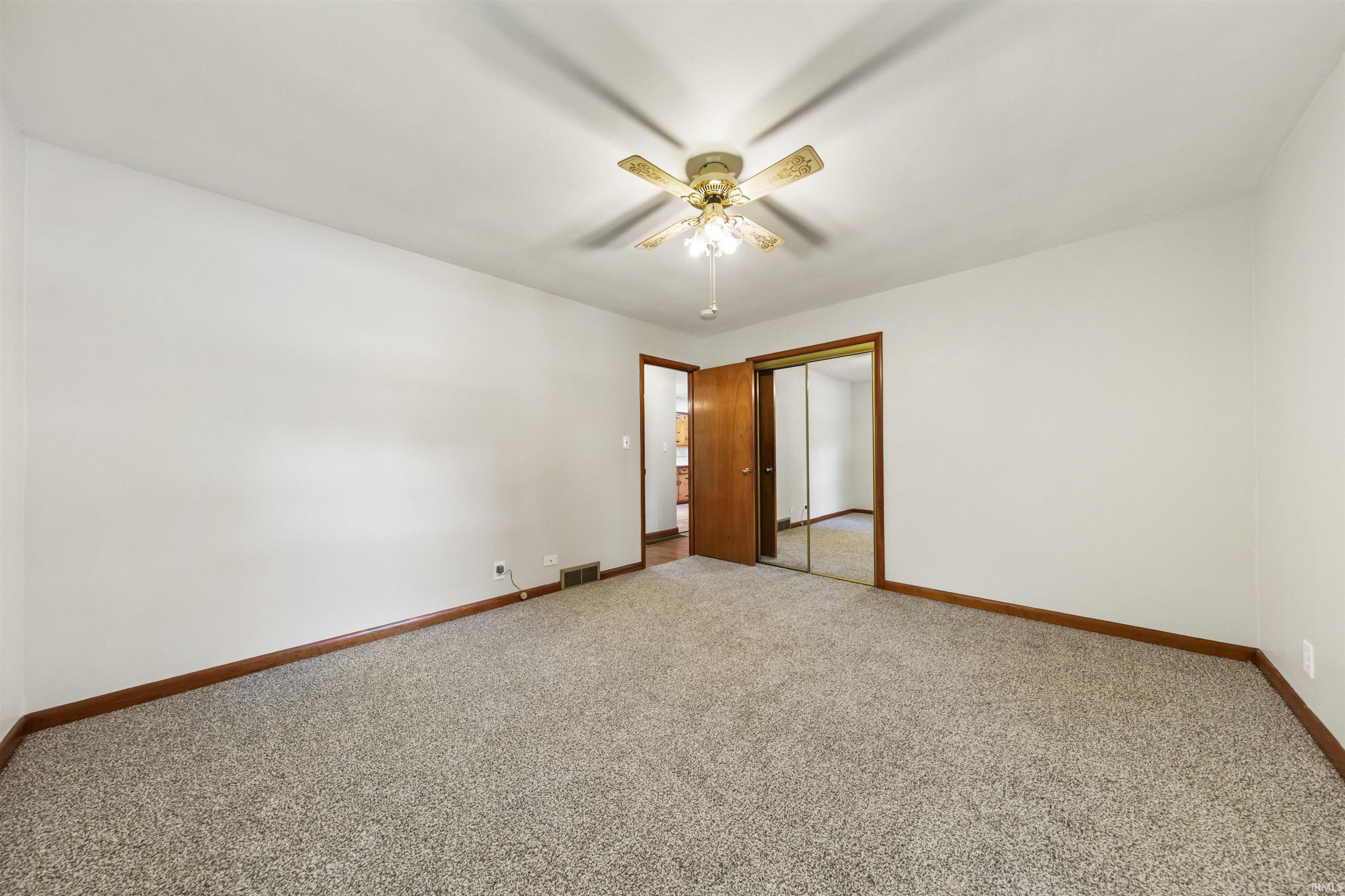6100 Grand River Road Newburgh, IN 47630 - Photo 21 of 36 Gallery Image 21