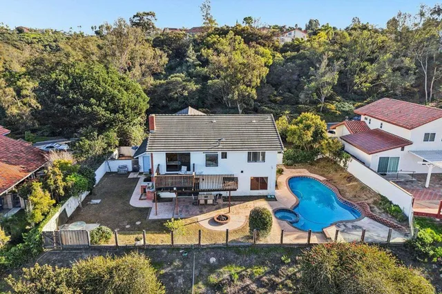 $1,199,900 | 927 Rawhide Court, Bonita, CA 91902