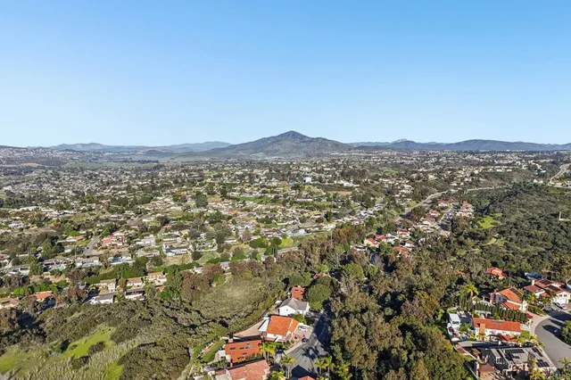 $1,199,900 | 927 Rawhide Court, Bonita, CA 91902