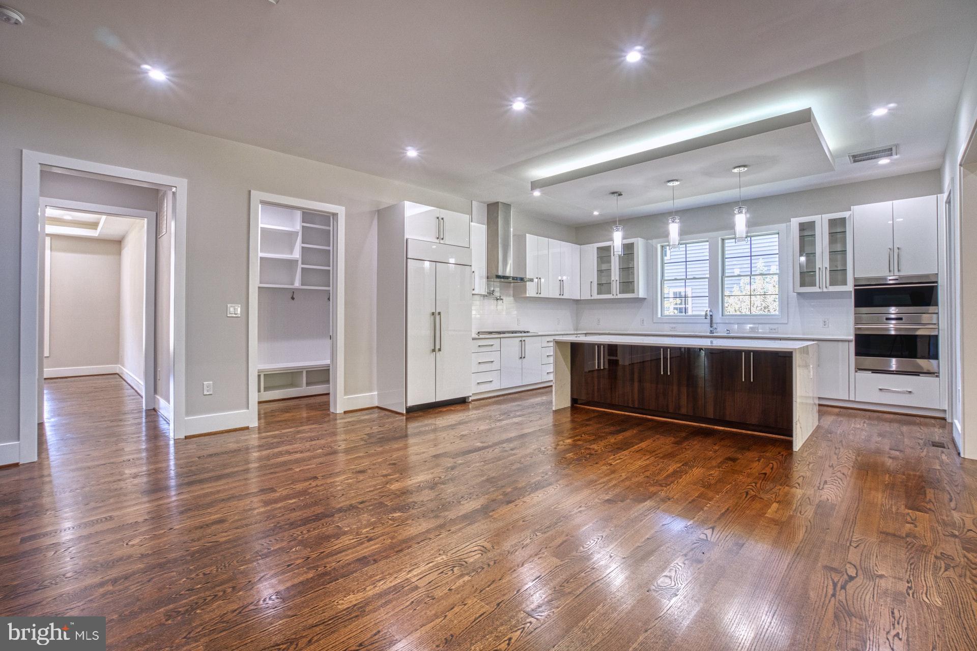 7419 Nigh Road Falls Church, VA 22043 - Photo 17 of 50 Kitchen