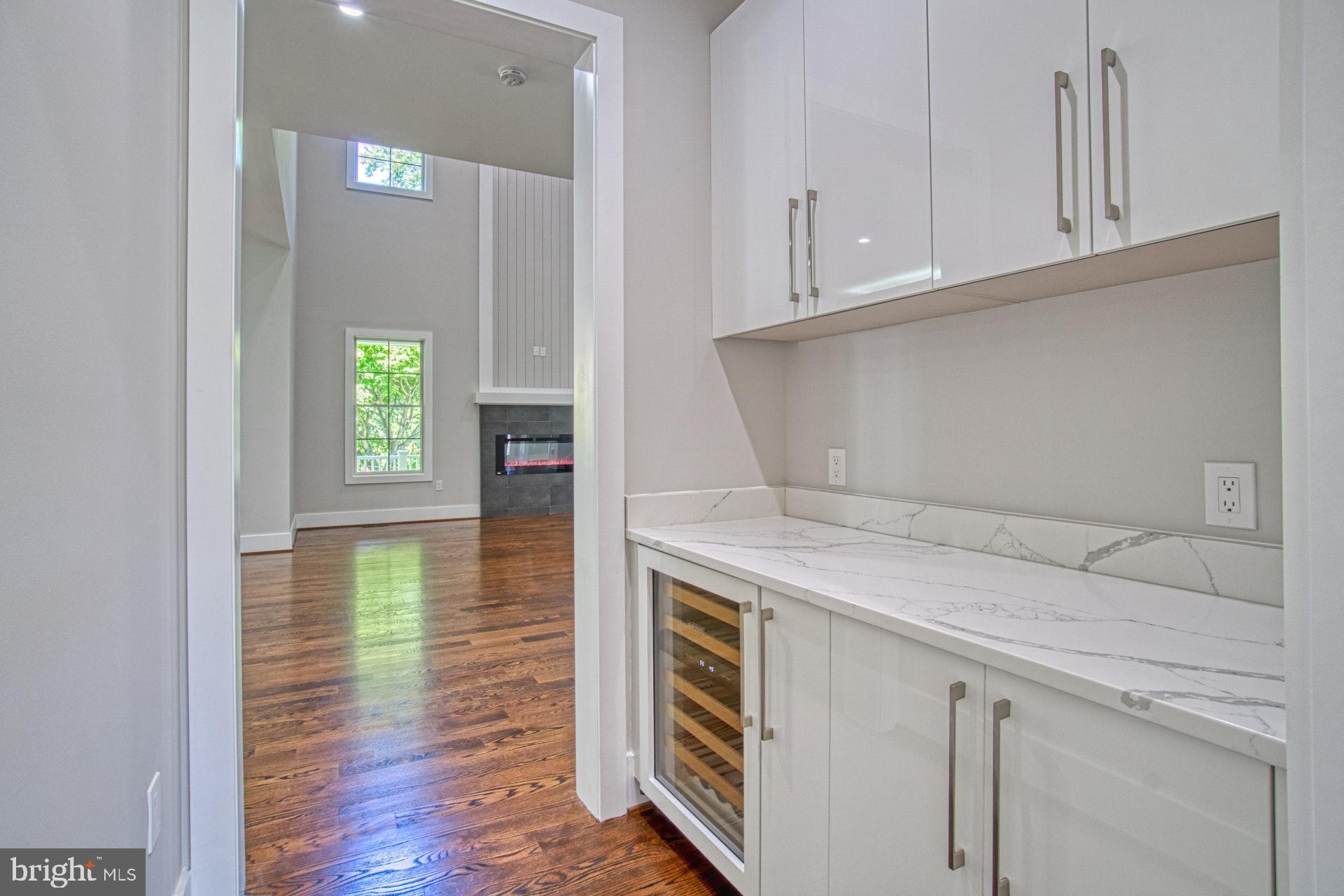 7419 Nigh Road Falls Church, VA 22043 - Photo 22 of 50 Butler's Pantry