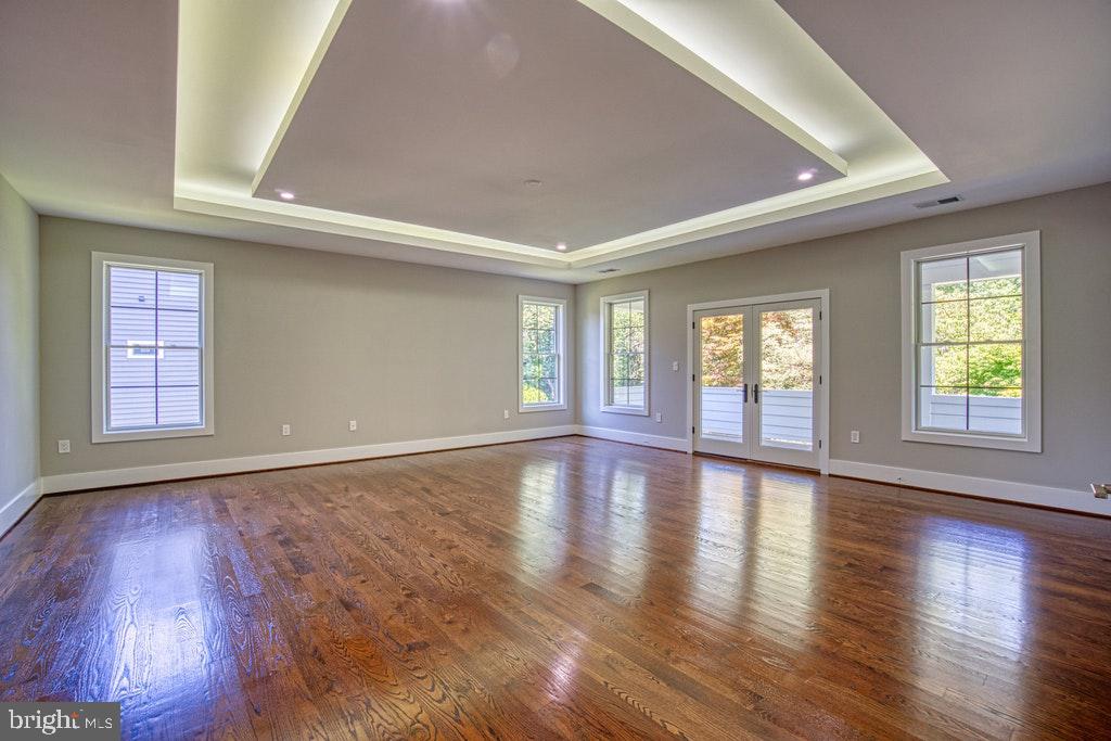 7419 Nigh Road Falls Church, VA 22043 - Photo 29 of 50 Owners suite with a private balcony