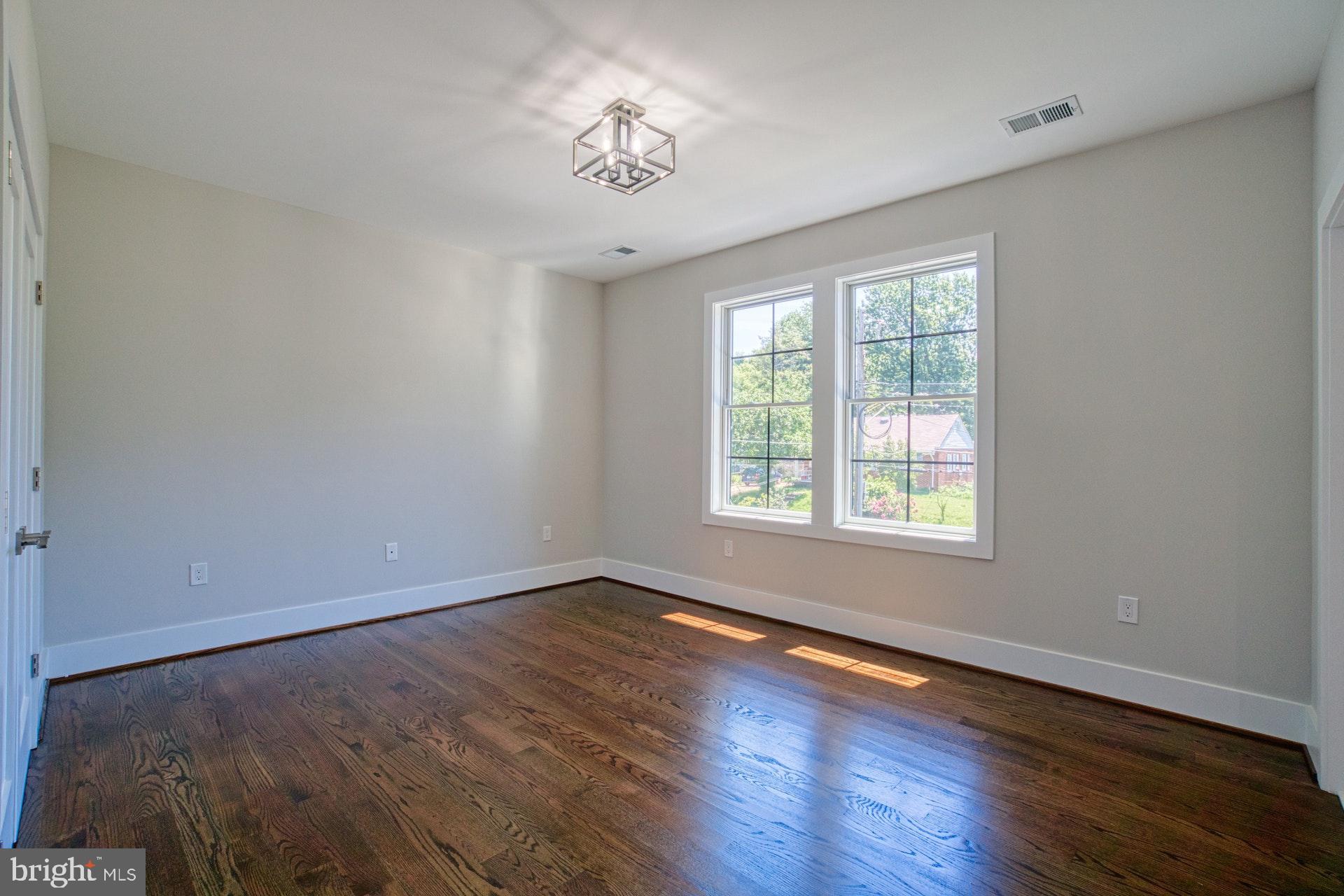 7419 Nigh Road Falls Church, VA 22043 - Photo 34 of 50 Bedroom 2 on upper level