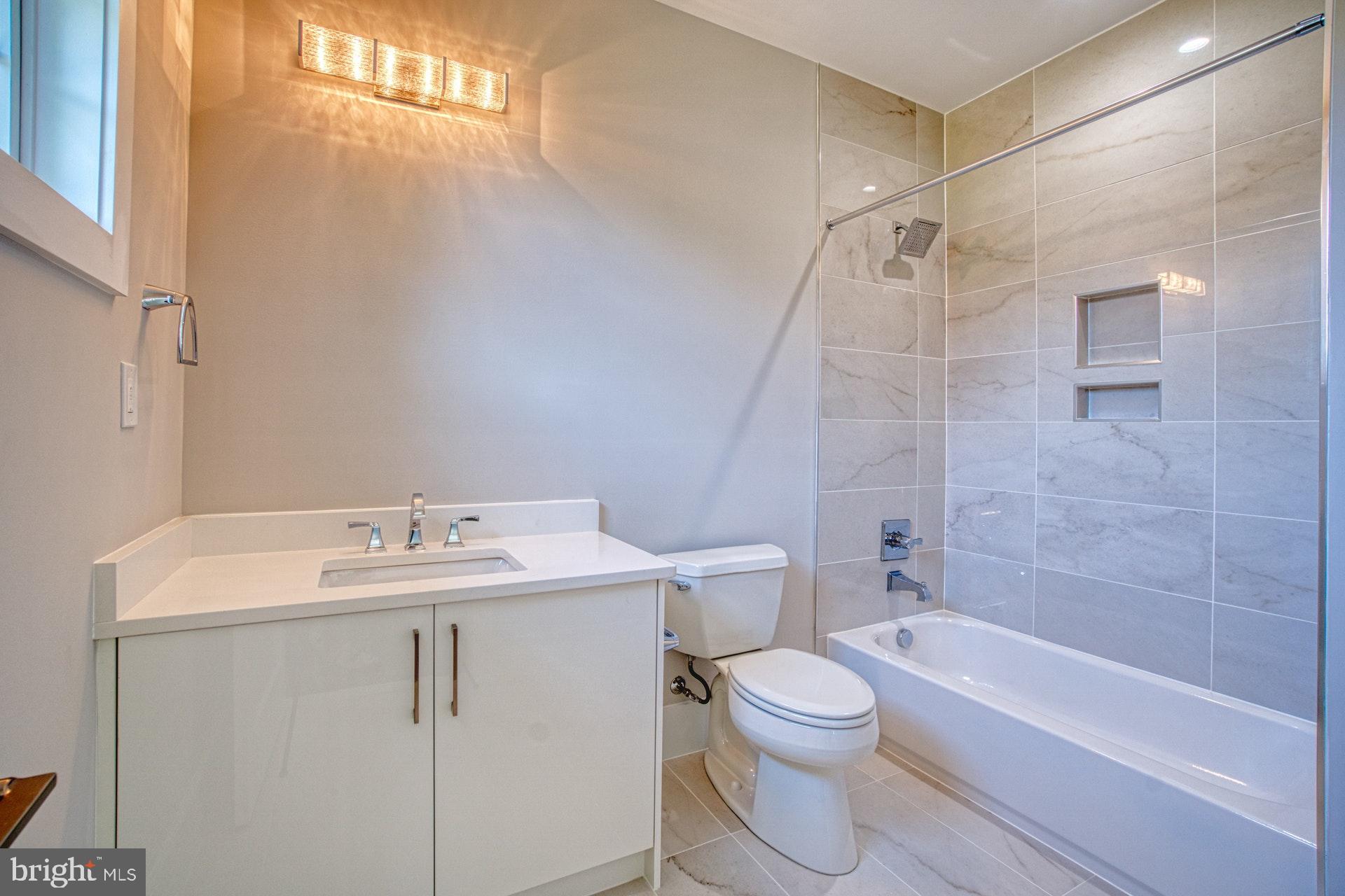 7419 Nigh Road Falls Church, VA 22043 - Photo 35 of 50 Bedroom 2 Ensuite full bath