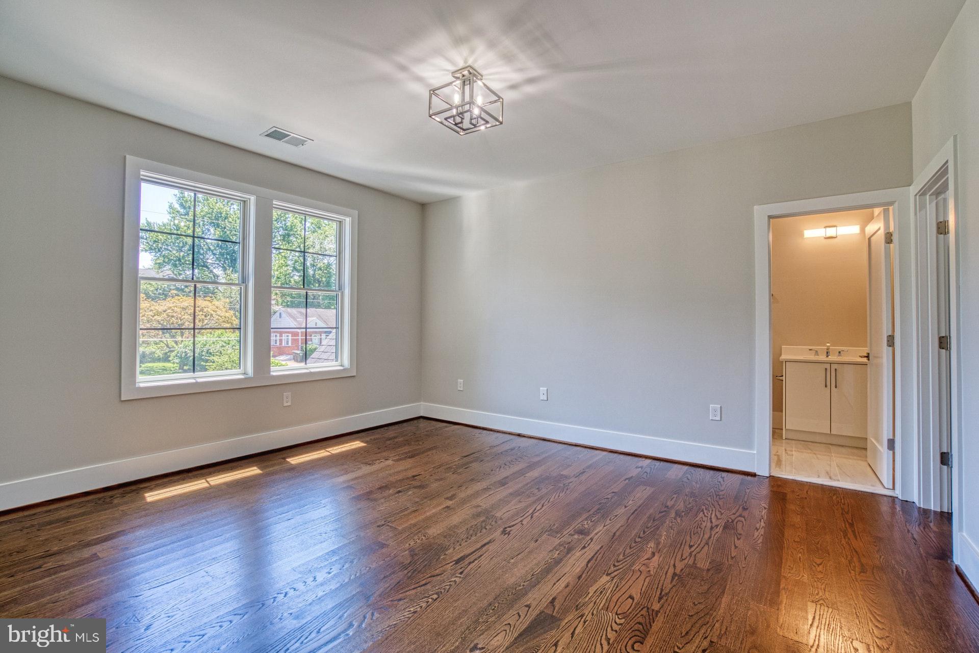 7419 Nigh Road Falls Church, VA 22043 - Photo 36 of 50 Bedroom 3 on the upper level