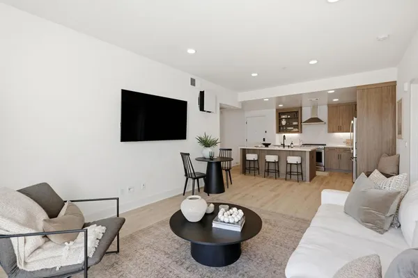 $1,349,000 | 1107 Catania Court, Unit 203, Encinitas, CA 92024
