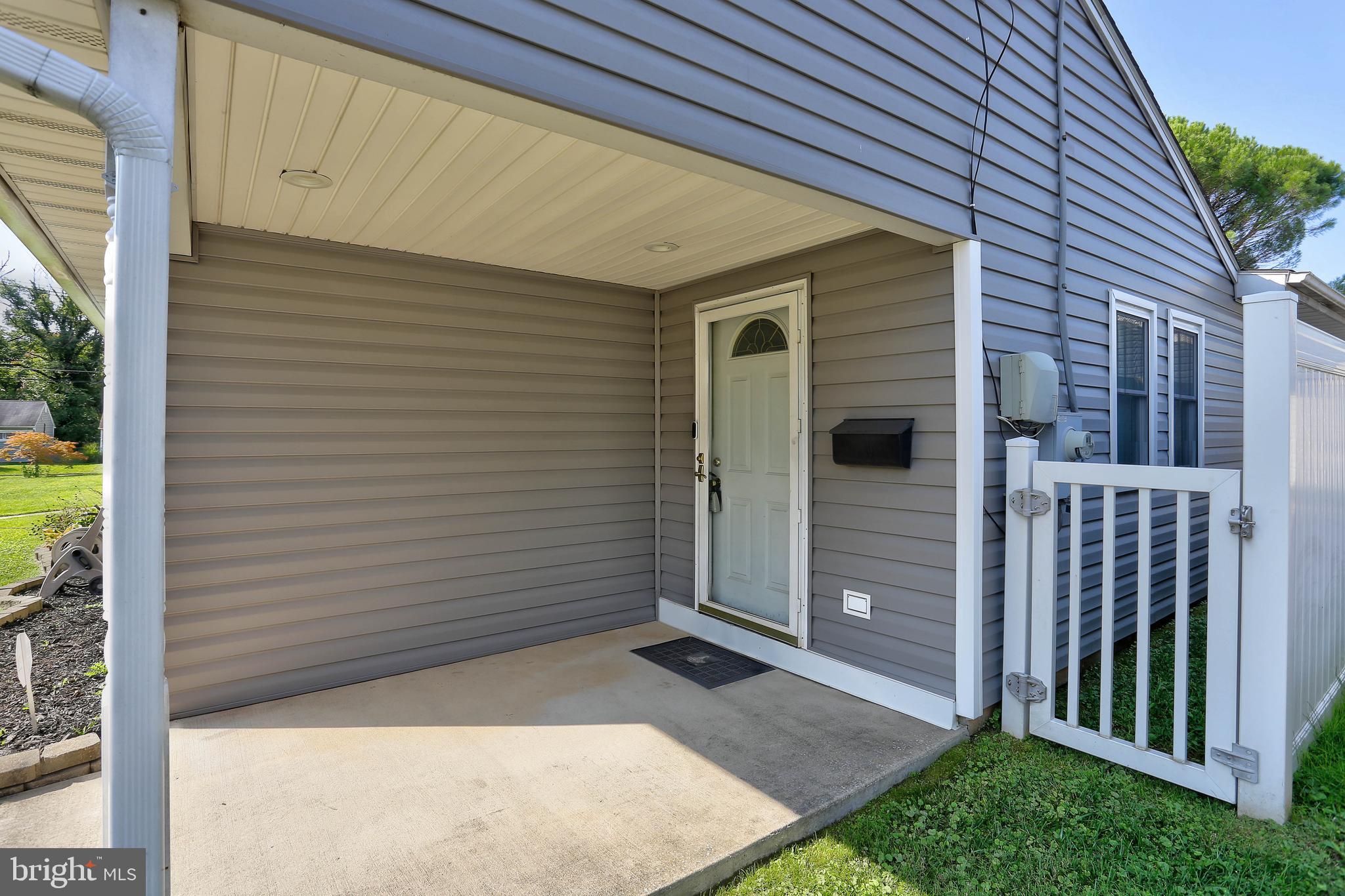 2428 Zion Road Halethorpe, MD 21227 - Photo 5 of 35 Front entrance