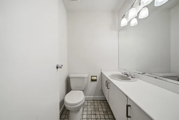 $379,000 | 1107 Jackson Boulevard, Unit A, Houston, TX 77006